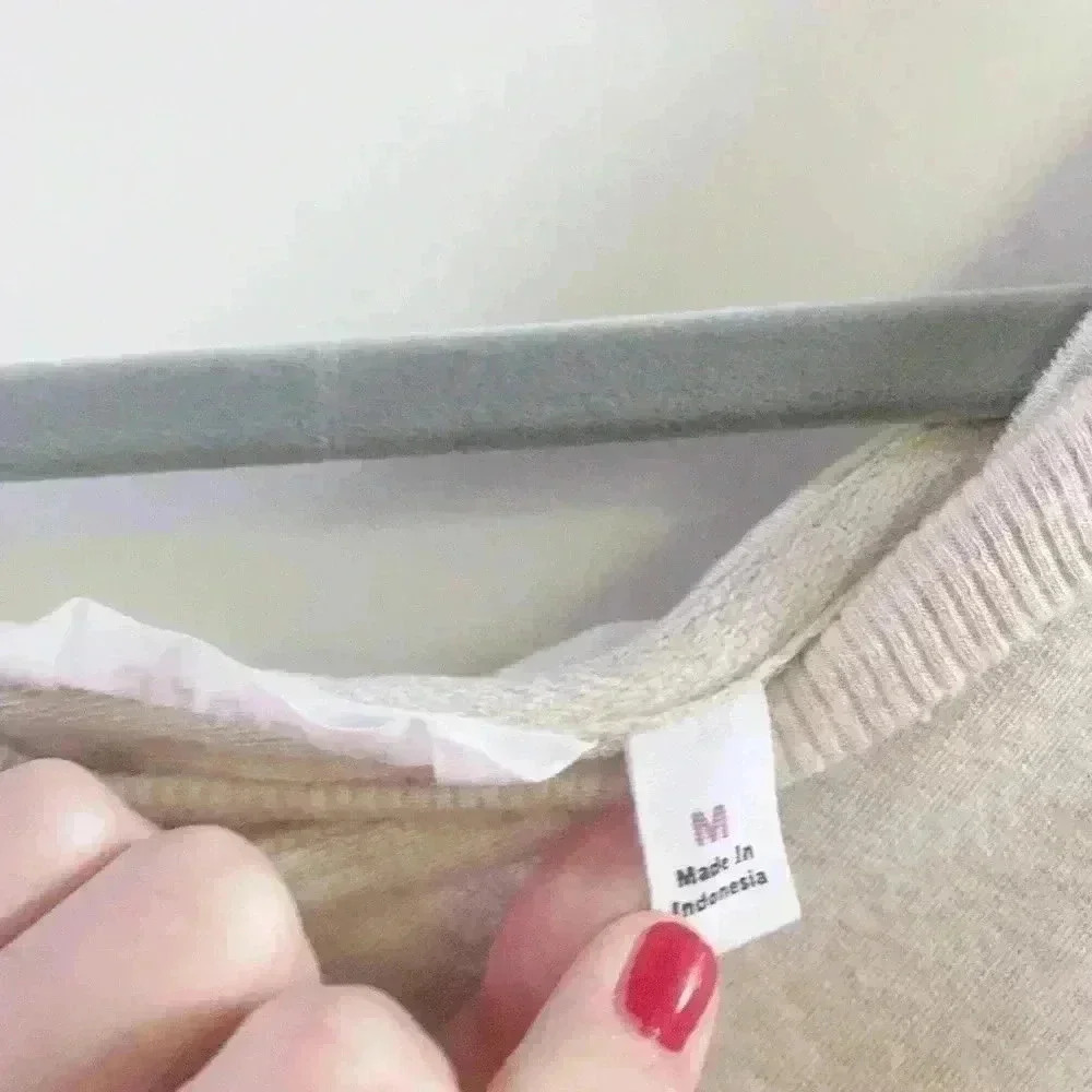 Athleta cream hoodie‎ medium - Picture 4 of 6